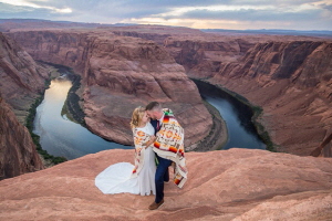 Horseshoe Bend Wedding (7)